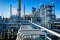Planta petroquímica en la que la gestión térmica es esencial para mantener la estabilidad de la producción.